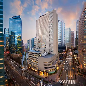 Отель Hilton, Токио